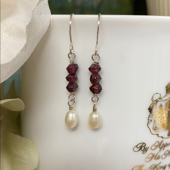 cocovalli Jewelry - Sterling silver genuine garnets handmade FW pearl